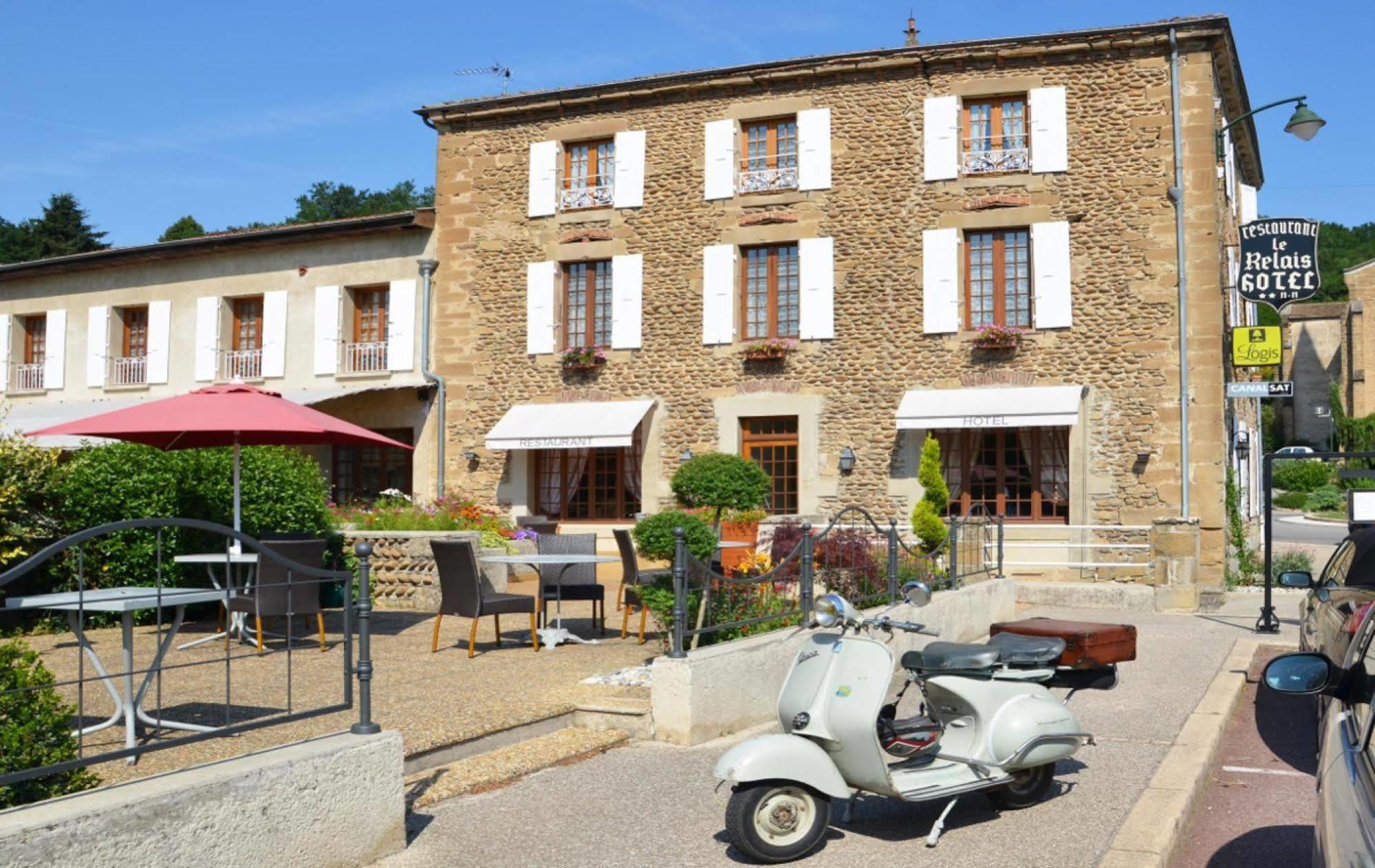 Logis Hotel-Restaurant Le Relais Hauterives Exterior foto